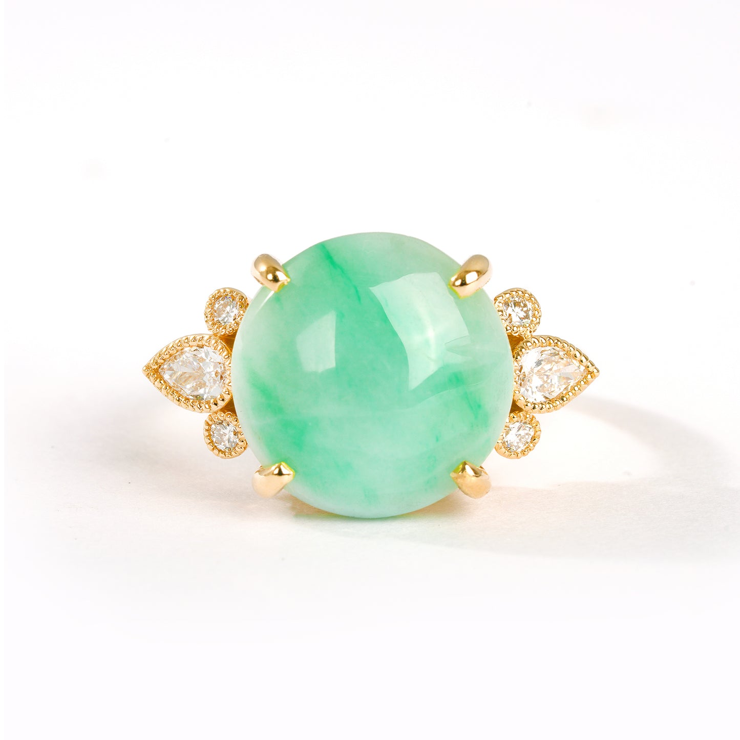 Verdant Gleam | 18K Gold Jade Ring