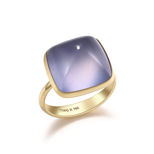 Dawn’s Reflection | 18K Gold Blue Chalcedony Ring