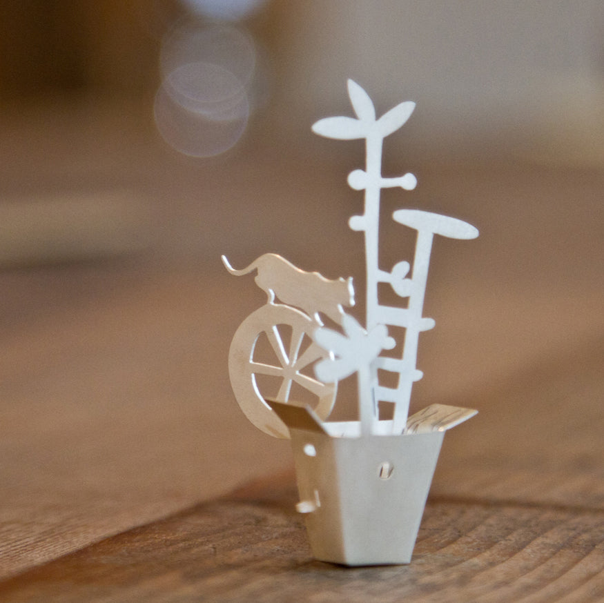 925 Silver Ring | Unfolding Stories - Chasing 2