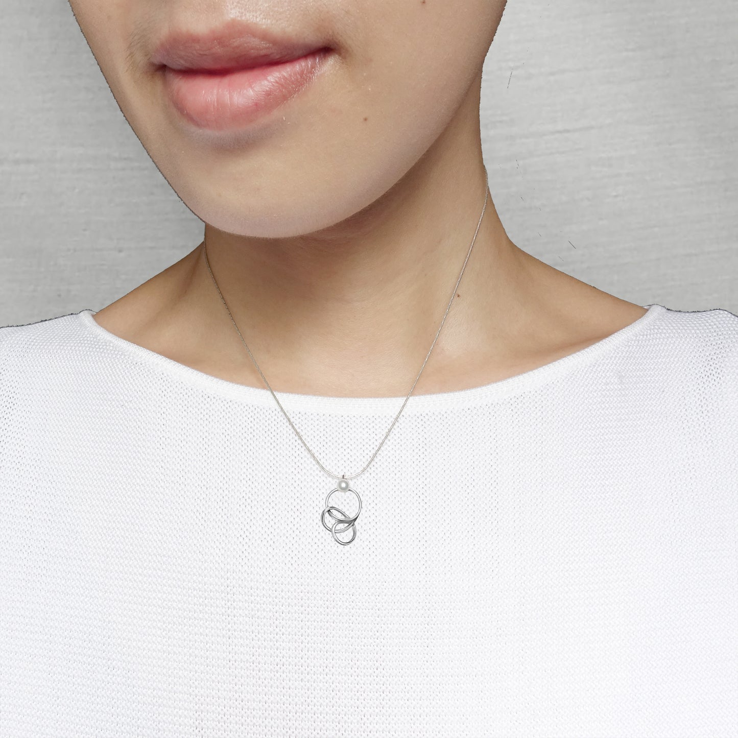 Whirling Embrace | 925 Silver Pearl Pendant 